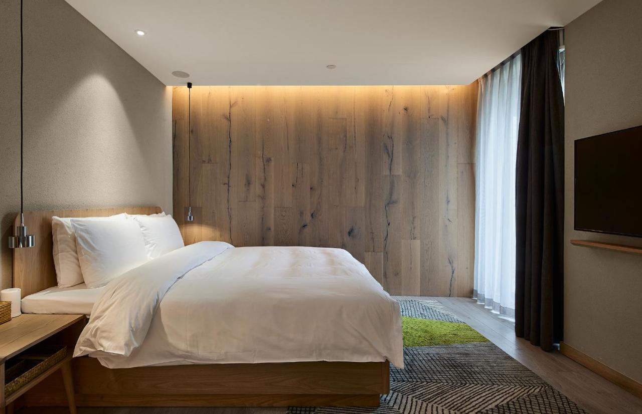 Ebo Hotel Hangzhou Wulin - 5 Mins Drive To The West Lake Exteriör bild