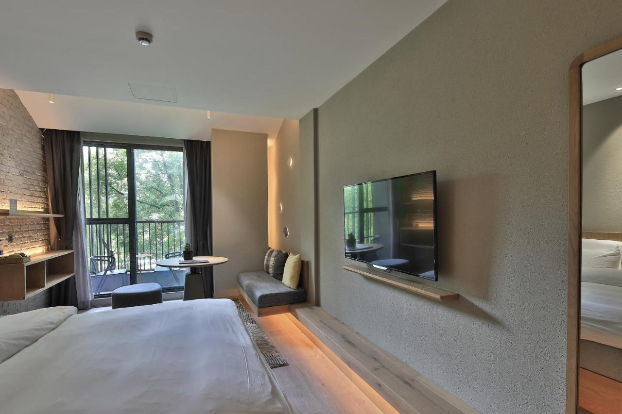 Ebo Hotel Hangzhou Wulin - 5 Mins Drive To The West Lake Exteriör bild